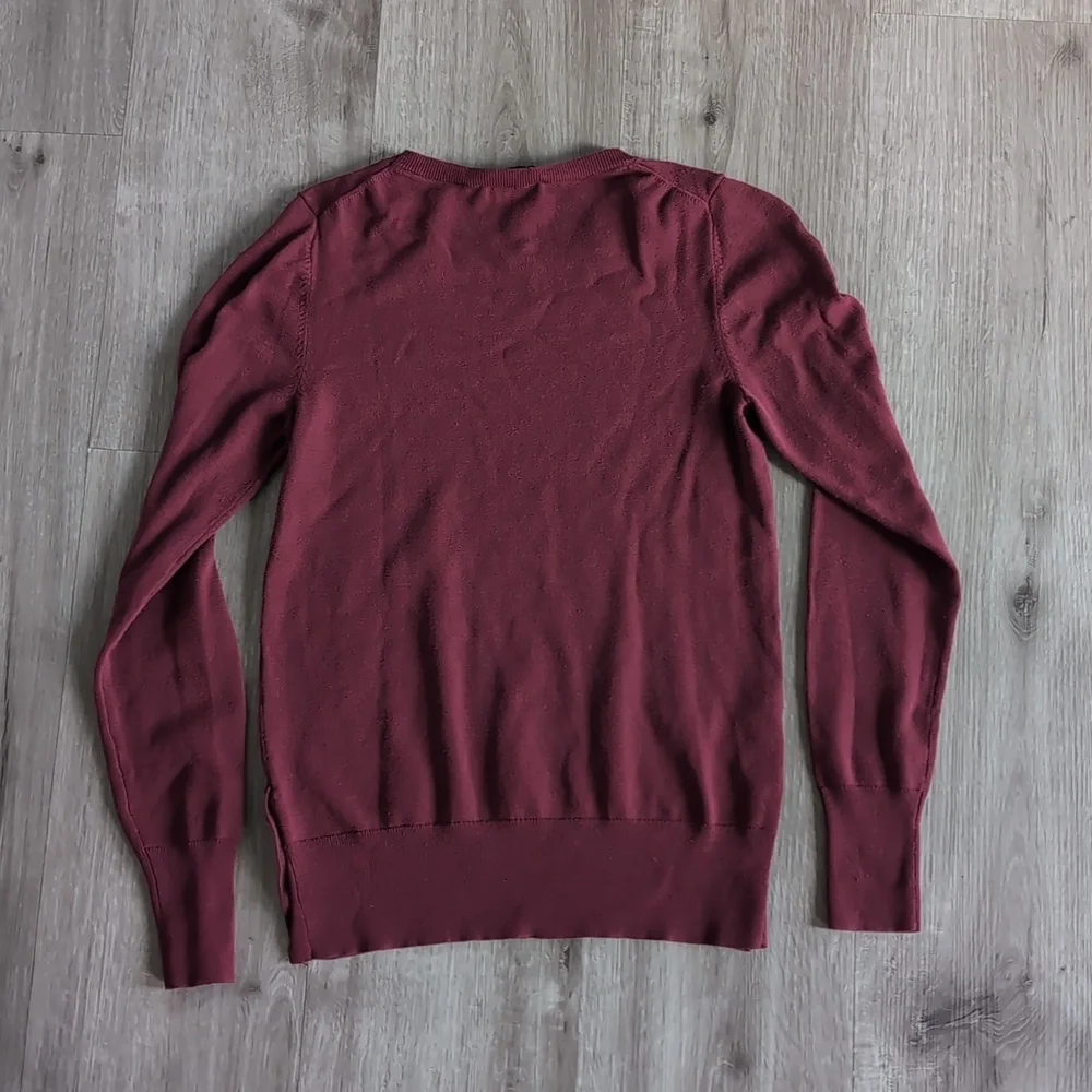 Ann Taylor Burgundy and Pink Sweater Set (2 Items) - Picture 4 of 7